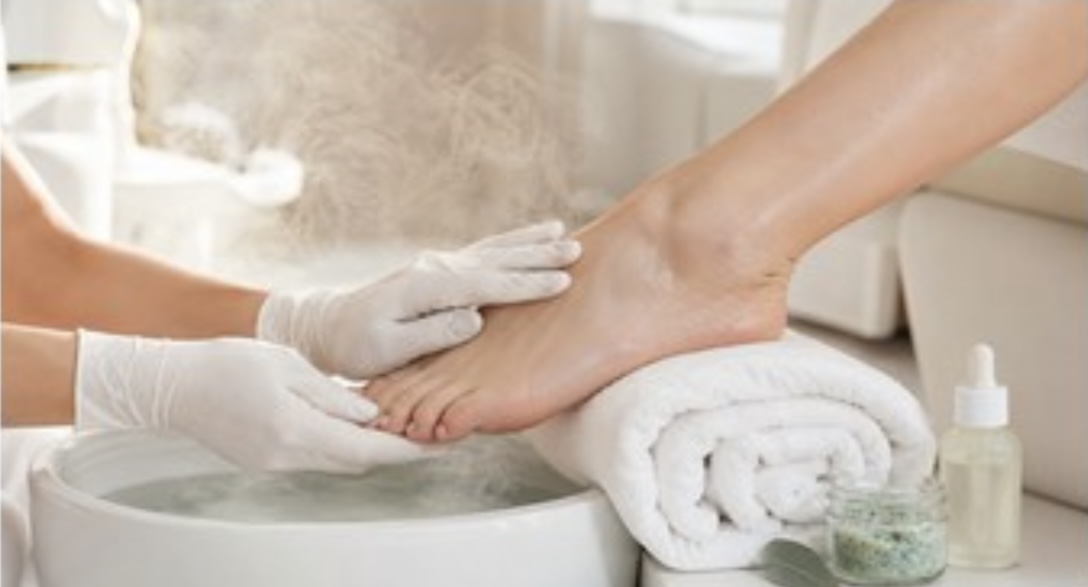 Pedicuría Estética Premium